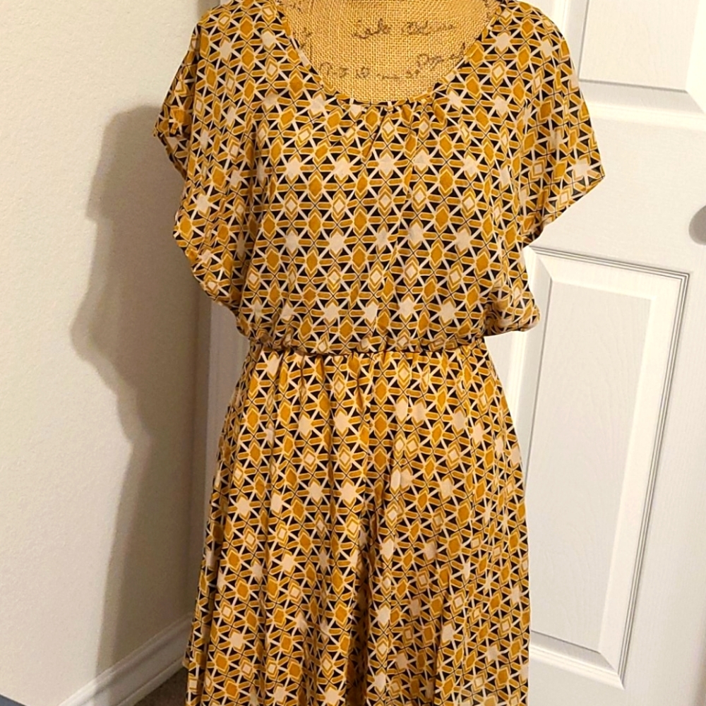 NWOT BAR III Geometric Dress Size Large